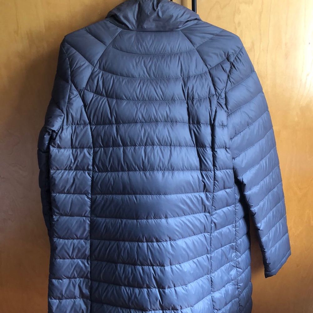 Packable Lightweight Jacket - image 3